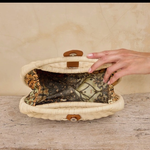 Ivory Rattan Eclipse Handbag - Picture 2 of 3